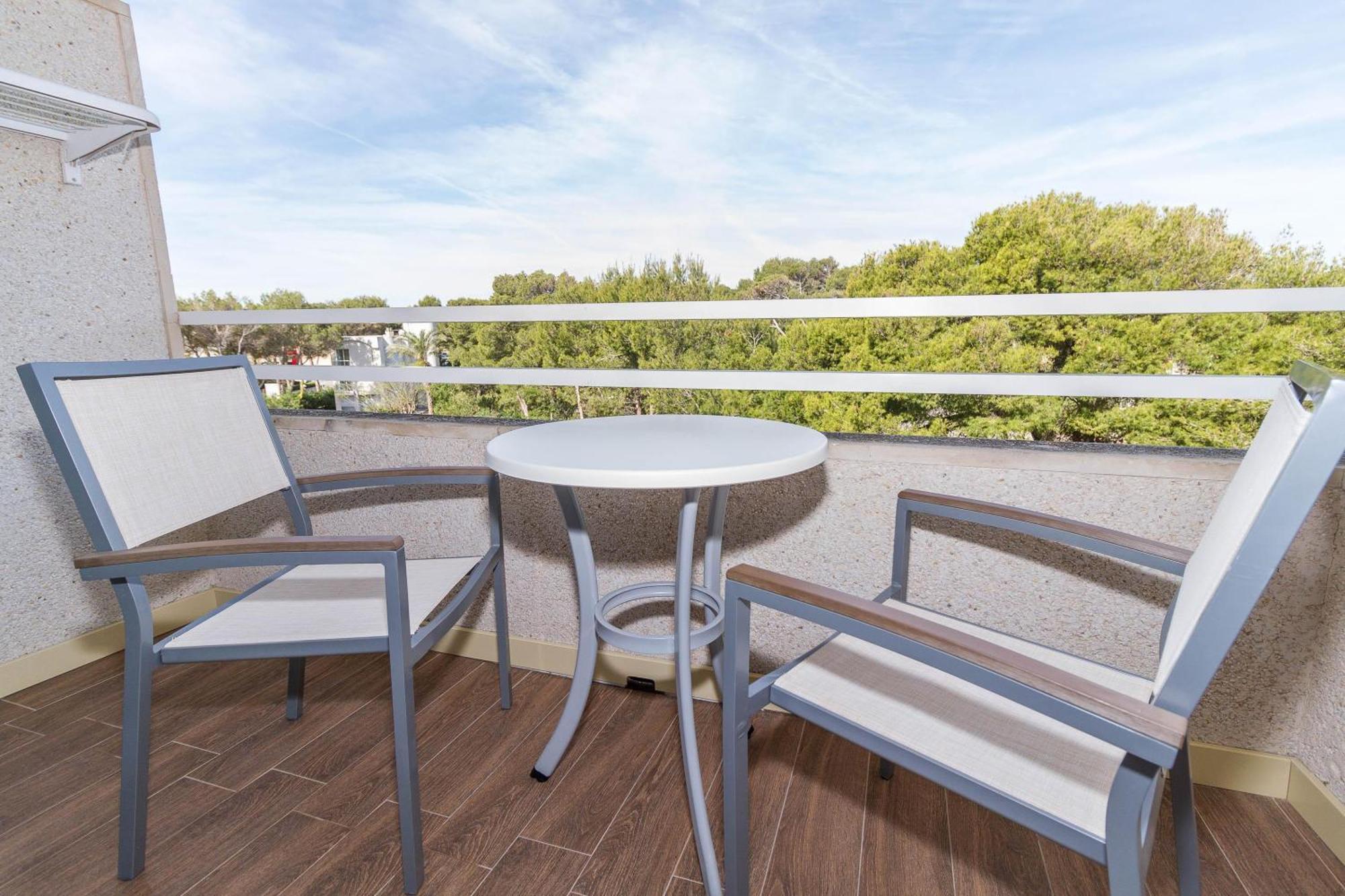 Eix Platja Daurada Hotel & Spa 캔 피카폴트 외부 사진